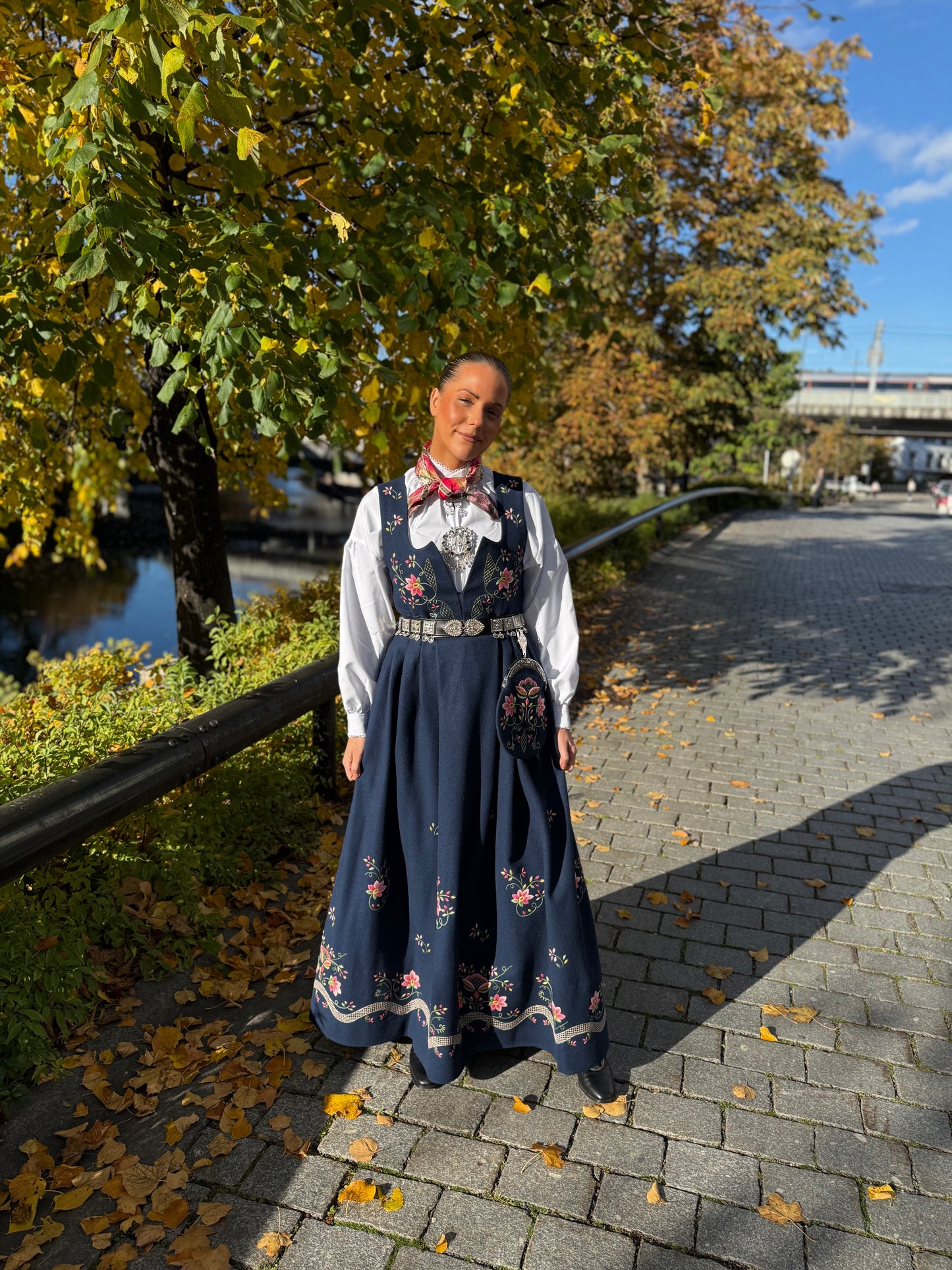 Lundebybunad blå
