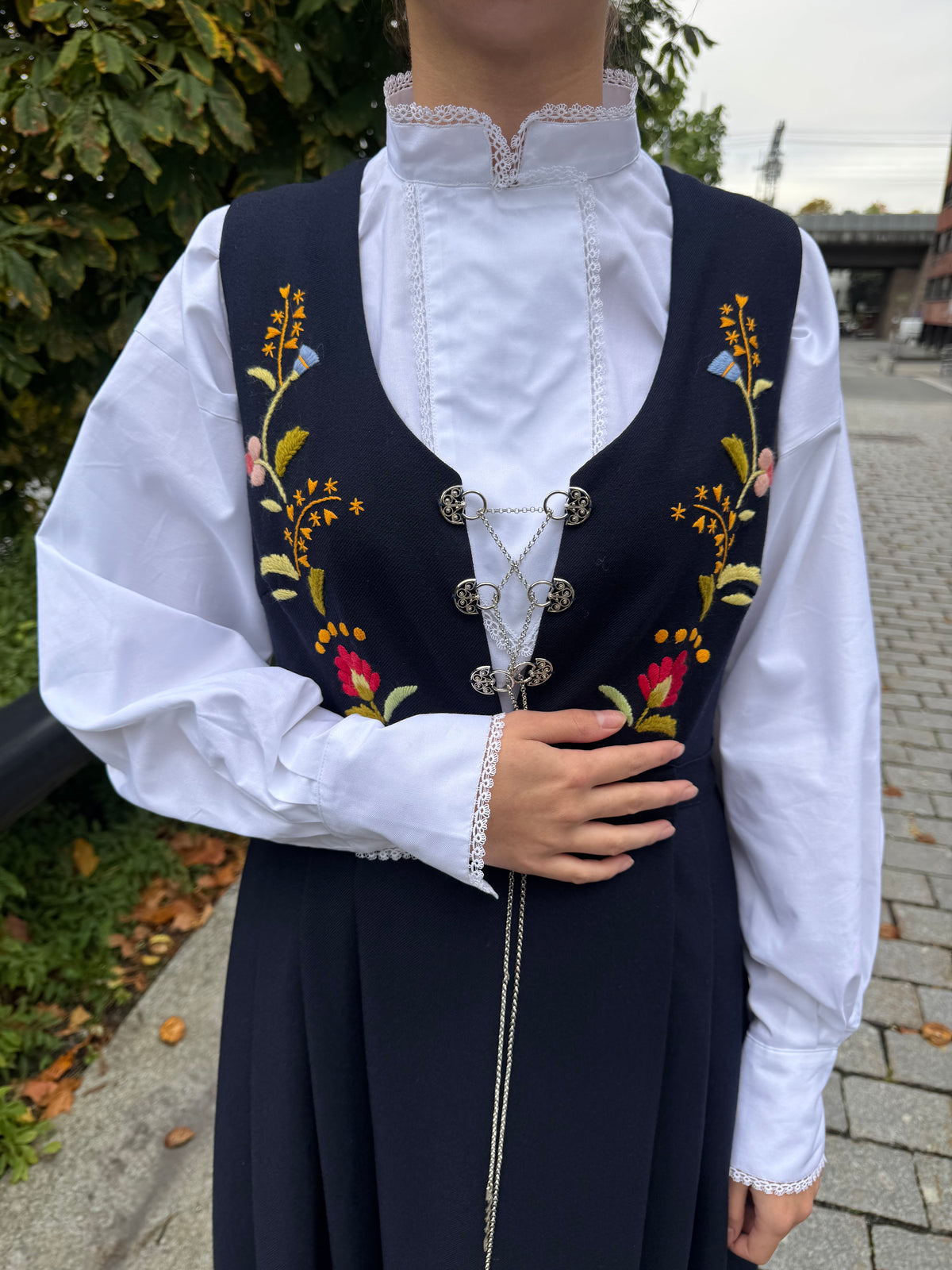 Bunadskjorte til Bergensbunad