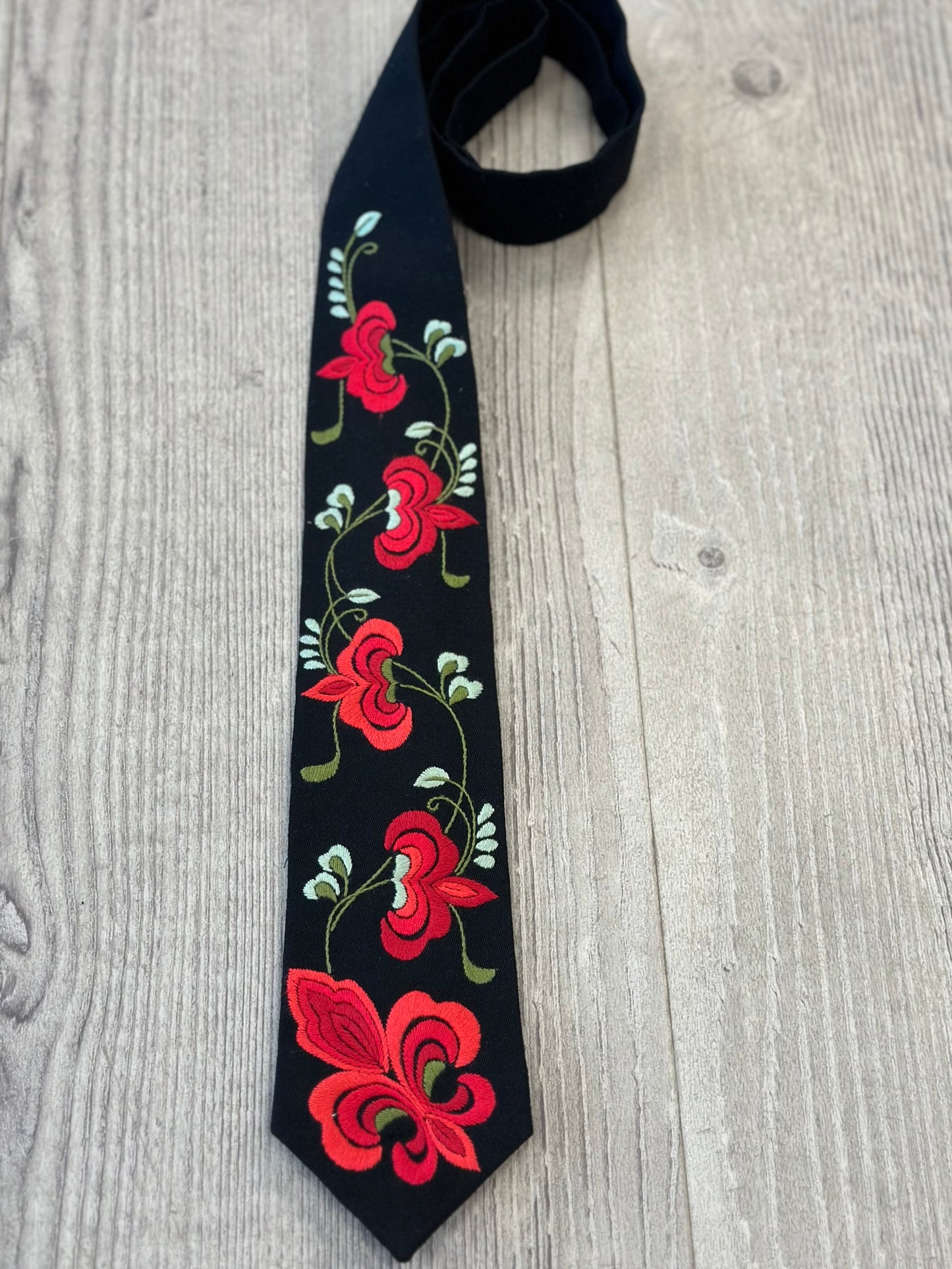 Bunadslips beltestakk rød