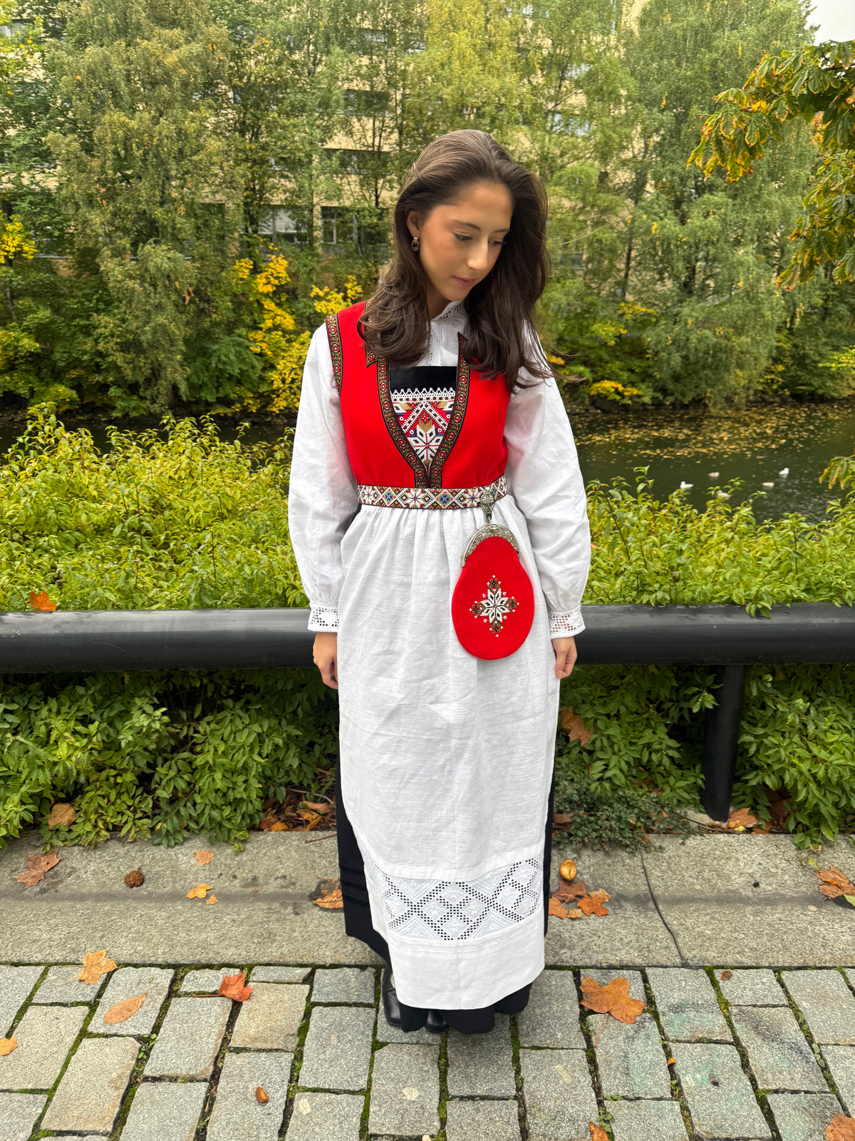 Bunadsveske Hardanger