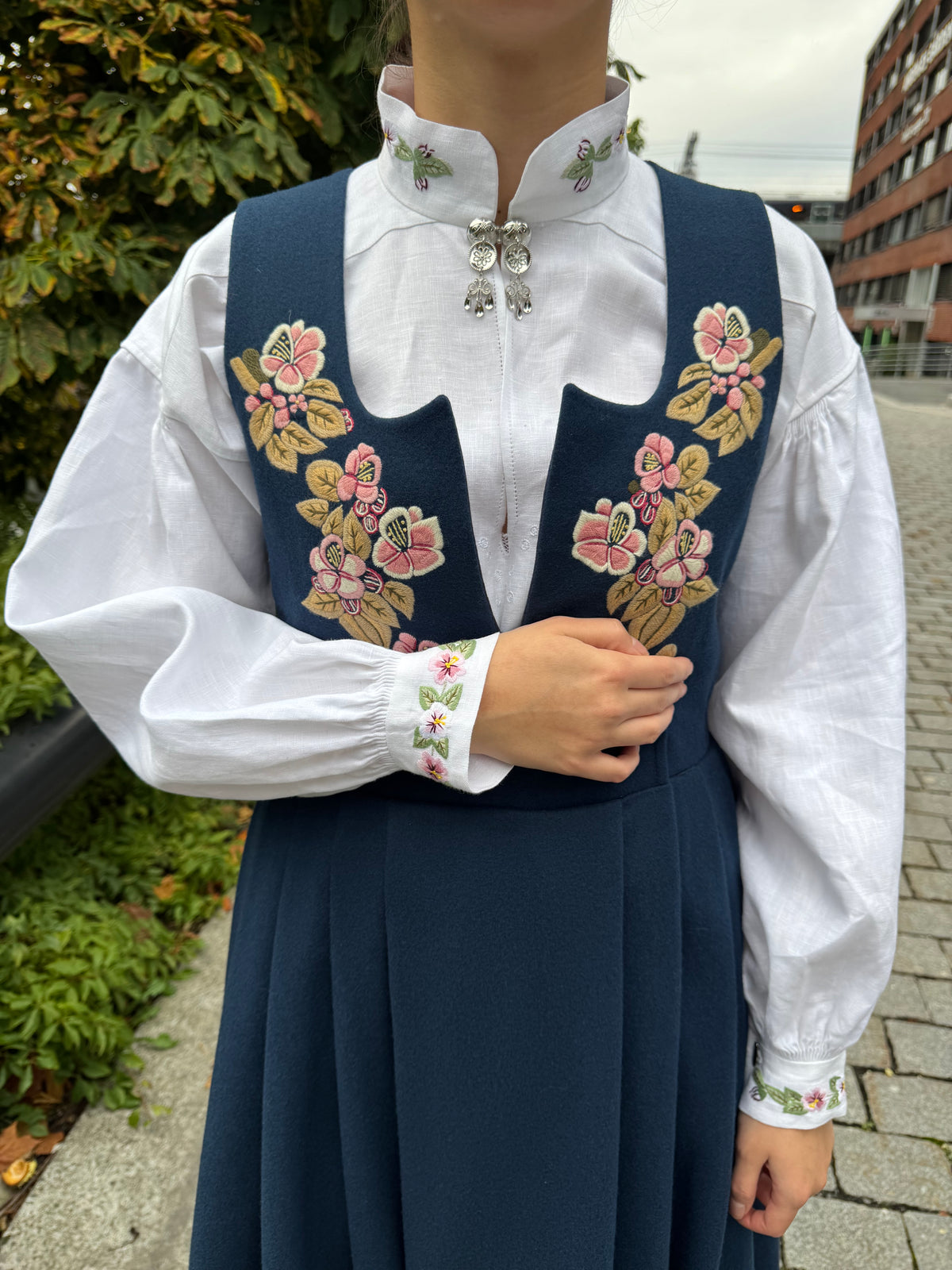 Bunadskjorte Lier