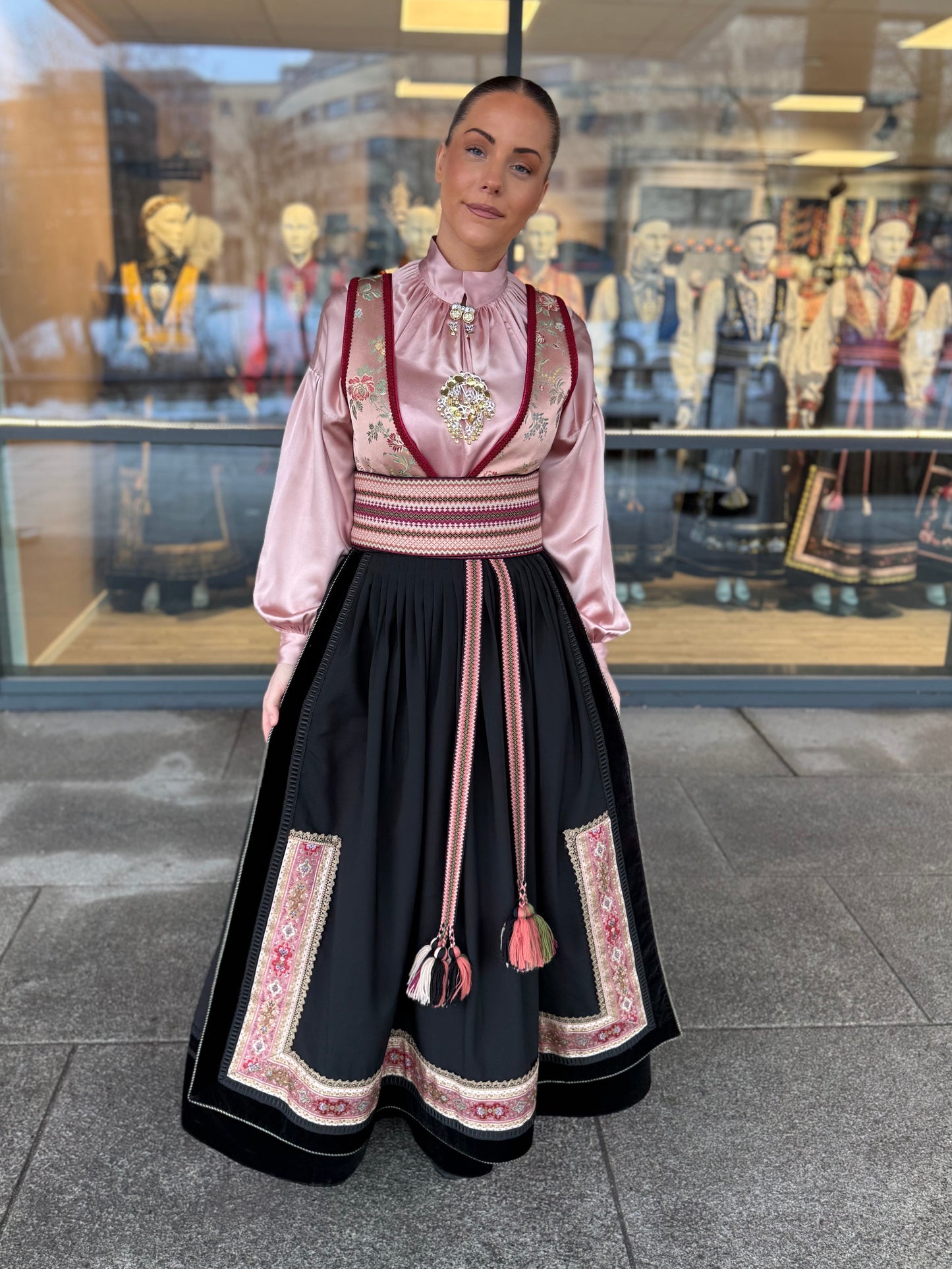 Beltestakk hårvippe, belte og forklebånd rosa FR9