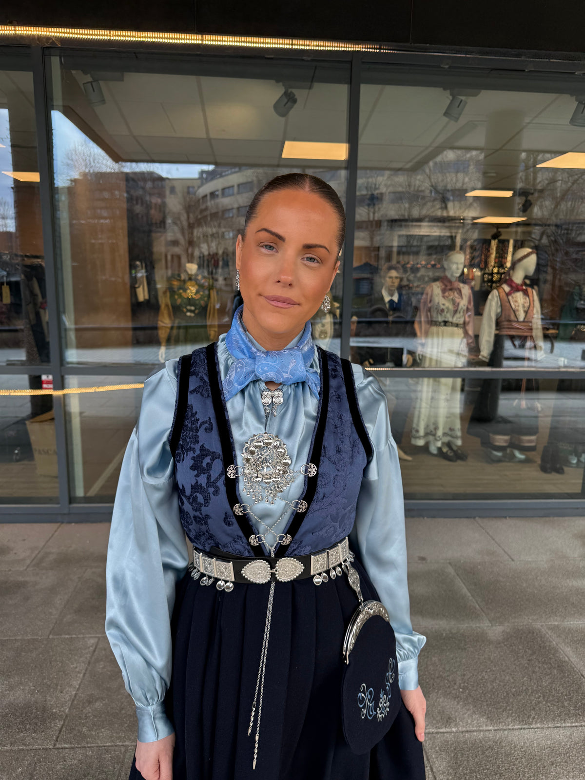 Silkeskjerf lyseblå Paisley