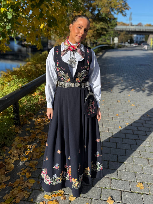 Ringerikebunad