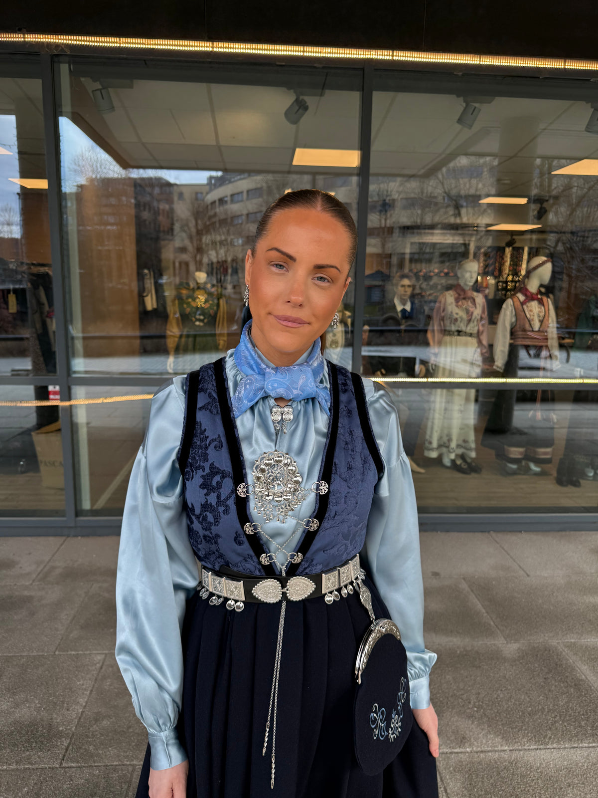 Silkeskjerf lyseblå Paisley