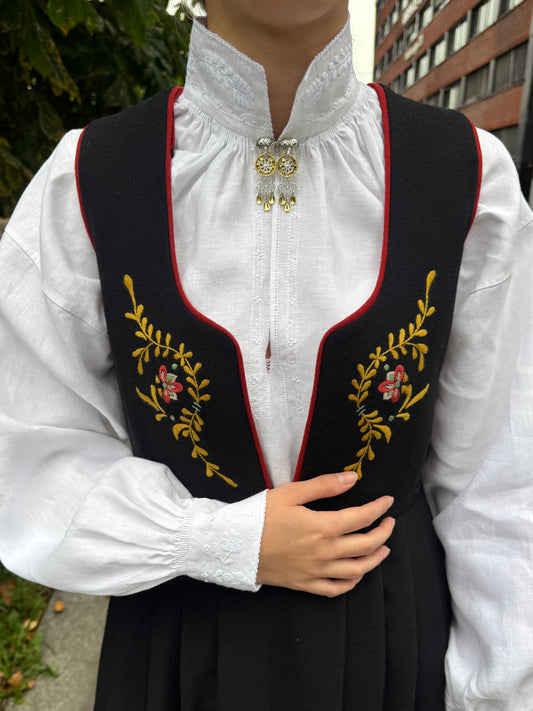 Bunadskjorte Nedre Buskerud