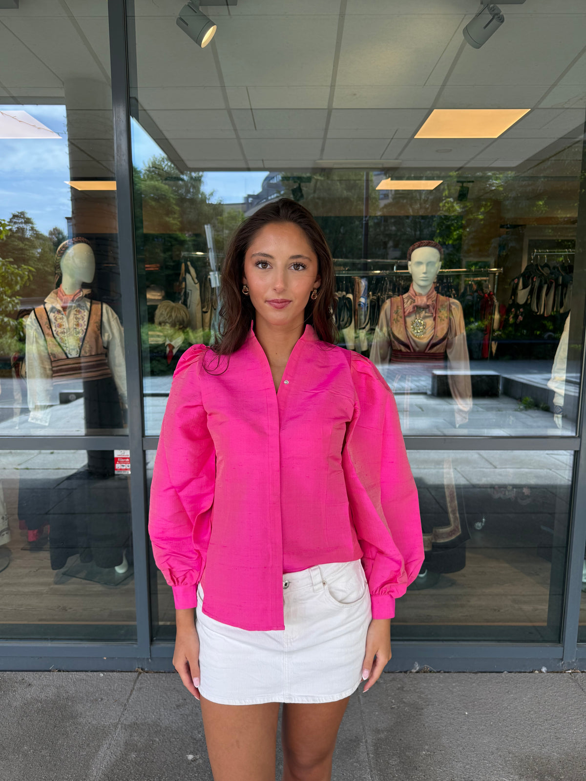Bunadskjorte i 100% thaisilke rosa