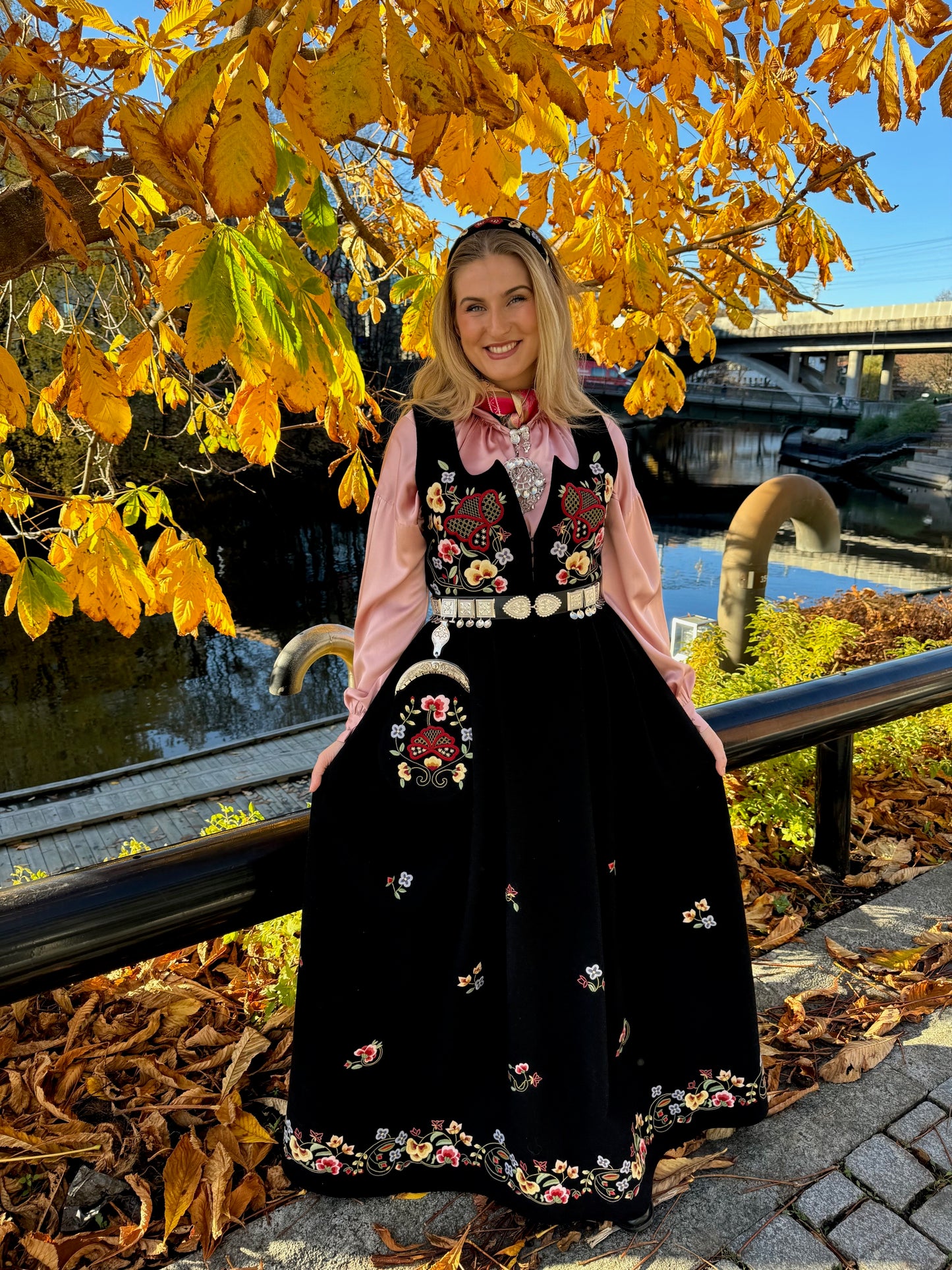 Bunadsbelte med søljer